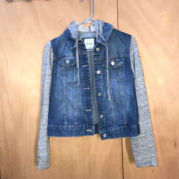Jean jacket with fabric sleeves Clearance